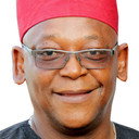 Keppy Ekpenyong-Bassey als Otunba Femi Kosoko