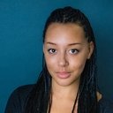 Adelle Leonce als Anna Logan