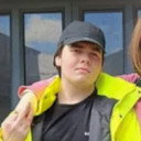 Logan Smith als Raphael Jackson