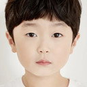 Kim Ra-on als Song Ah-ji