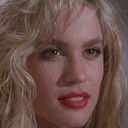 Chelsea Noble als Maddie Miller