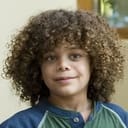 Micah Berry als Dory Burke