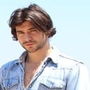 Will Lancaster als Mateo