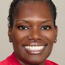 April Harris als Student in Theatre