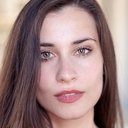 Kate Kiddo als Felicity Tinsley