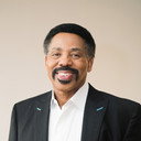 Tony Evans als Pastor Billings