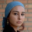 Mahaya Petrossian als Fereshteh Khalesi