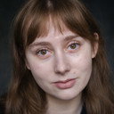 Helena Wigan als Nina Knight