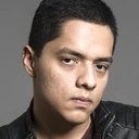 Pedro Joaquín als Víctor