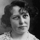 Gerda Lundequist als Majorskan; Margaretha Samzelius
