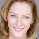 Karla Droege als Woman in pit