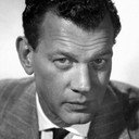 Joseph Cotten als Dr. Horace Van Tilden