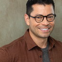 Allan Lazo als Mysterious Visitor