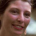 Tere Livrano als Theresa Hagen