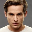 Kevin Zegers als Ian Cranston