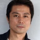 綱島郷太郎 als Lieutenant Aso