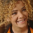 Anaïs Grangerac als Self - Fitness trainer