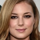 Emily VanCamp als Sharon Carter / Agent 13