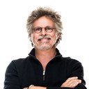 Steven Raichlen als Self - Host