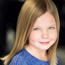 Julia Maren Baker als Kimberly MacDonald