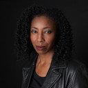 Angela D. Watson als Jury Foreman