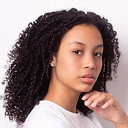 Jamilly Mariano als Teresa