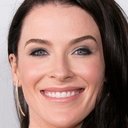 Bridget Regan als Maria Pritchard
