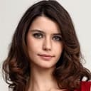Beren Saat als Yasemin Ünsal