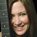 Kathy Valentine als Self - Guitarist