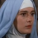 Cecilia Pezet als Sister Maria