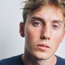 Noah Aronstein als 
