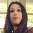 Rachel Mhas als Solange