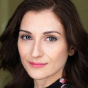 Laura Lamberti als Italian Woman