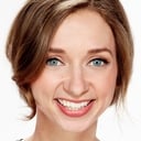 Lauren Lapkus als Samantha Newman