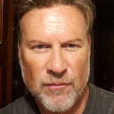 Dan Davies als Detective Scott Redmayne (segment "Answers")