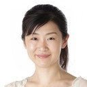 Yoshino Etsuyo als Kobayashi Kimi (Kobayashi Tatsuo's wife)