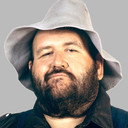 Stanley Fraizer als Uncle Elmer
