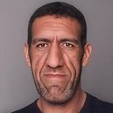 Seyithan Özdemir als Hacer'in Kocası