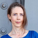 Caroline McQuade als Caroline Lancaster