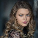 Carla Woodcock als Susie