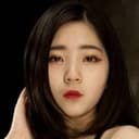 Yoo Sul-young als Joo-hee (주희)