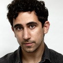 Arash DeMaxi als Rizwan Asadi