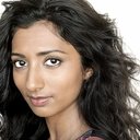 Menik Gooneratne als Nicole