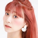 Momona als Ayuko Satō