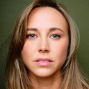 Samantha Hill als Monica