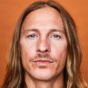 Mo Stark als Bunny