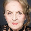 Liana Margineanu als Old Lady