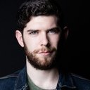 Alex Kass als Adam