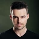 Sam Lucas Smith als Lance