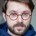 Артём Семакин als официант